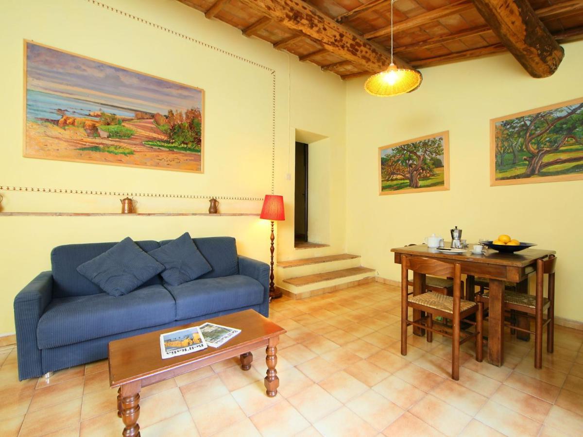 Apartment L'Erika By Interhome Cetinale Bagian luar foto