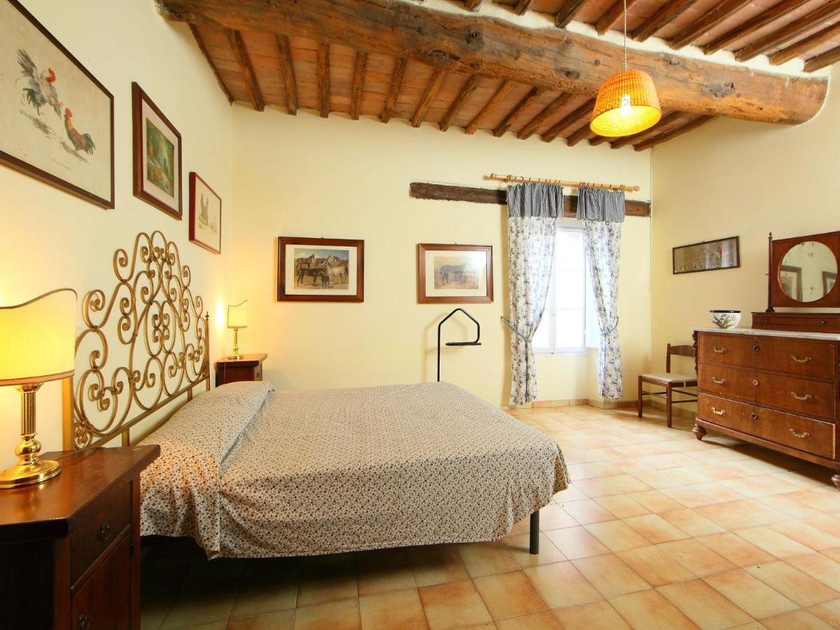 Apartment L'Erika By Interhome Cetinale Bagian luar foto
